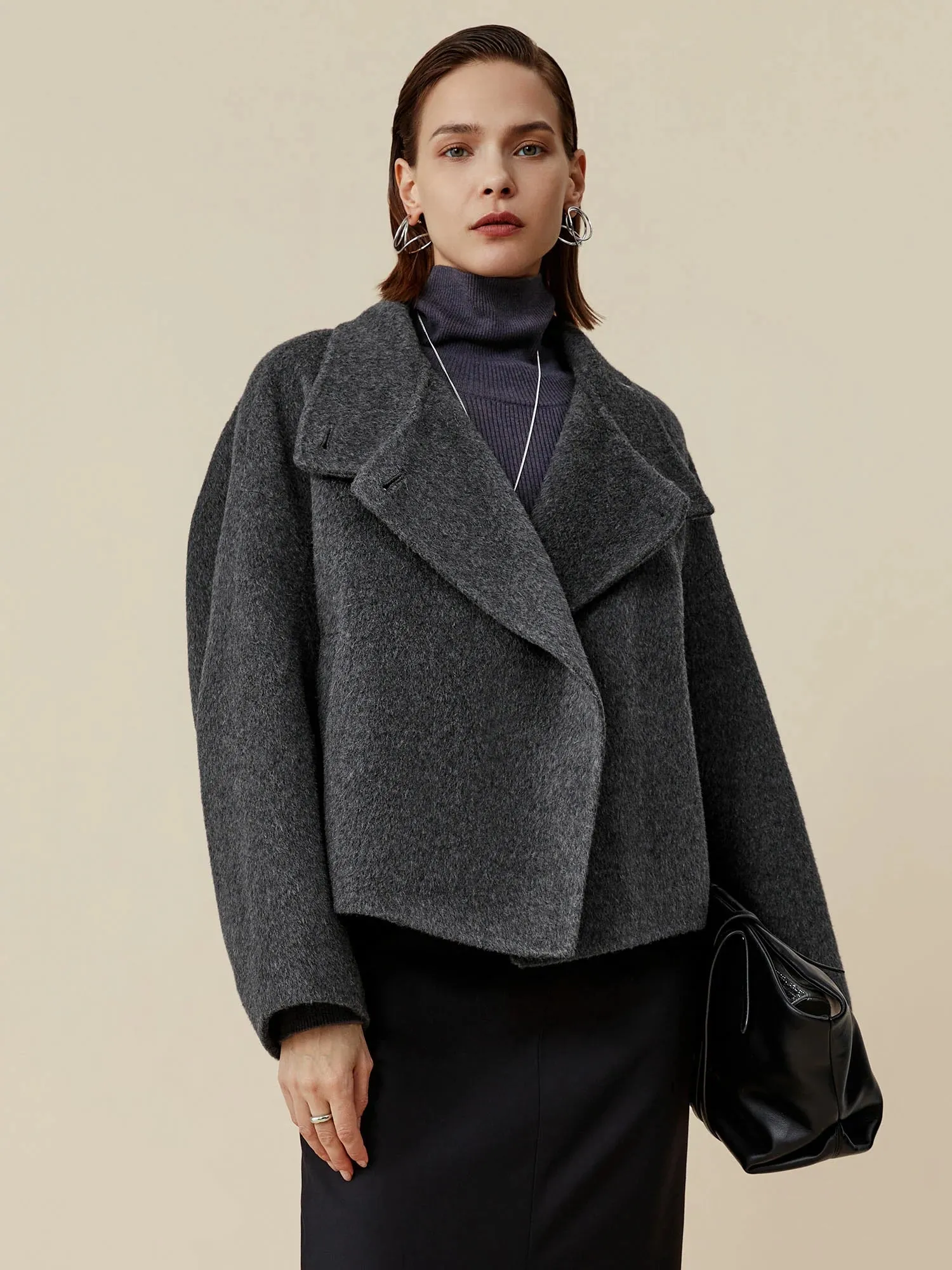 Amoretu 70.9% Wool Stand Collar Long Sleeve Wool Short Coat