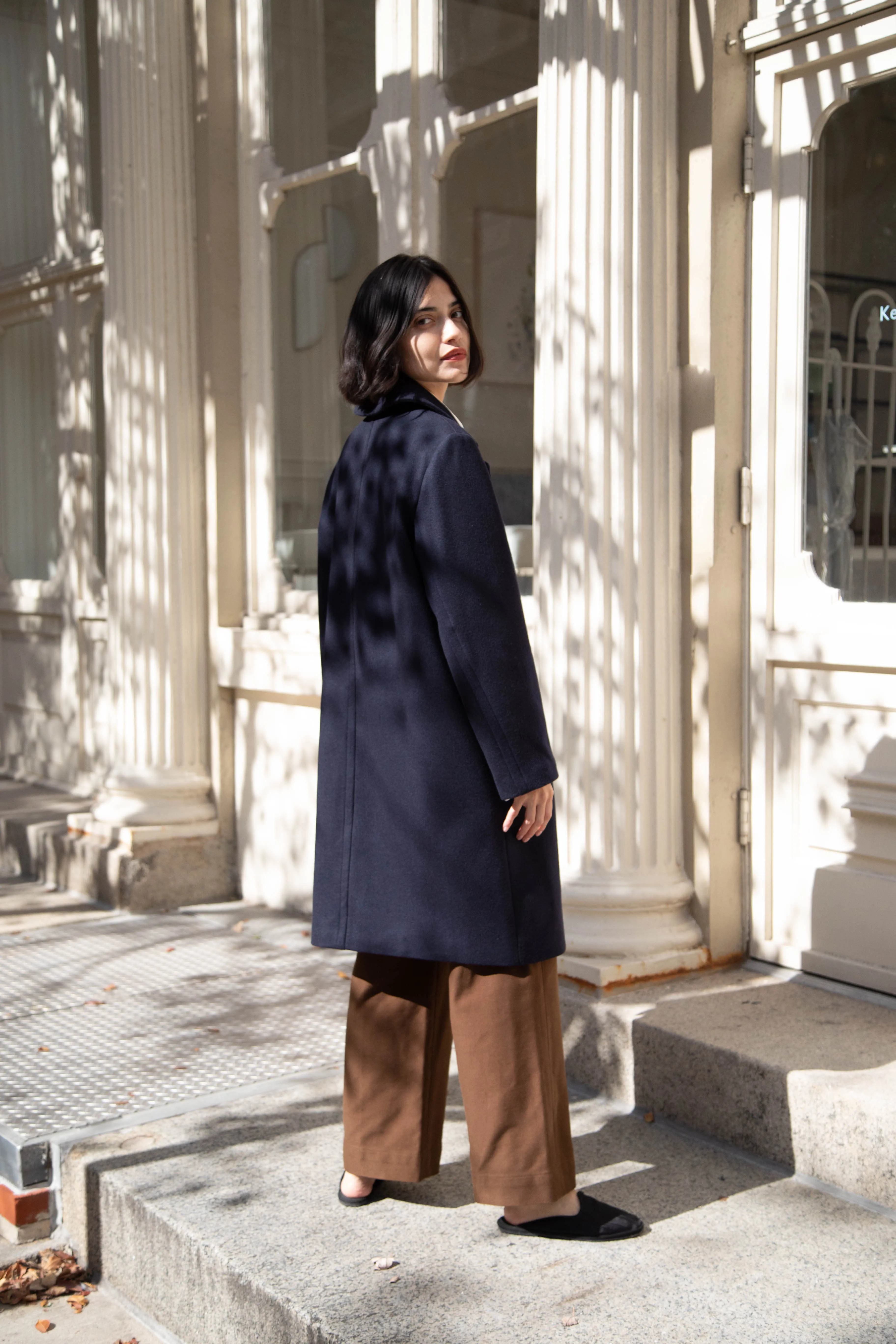 École De Curiosités | Roger Coat in Navy