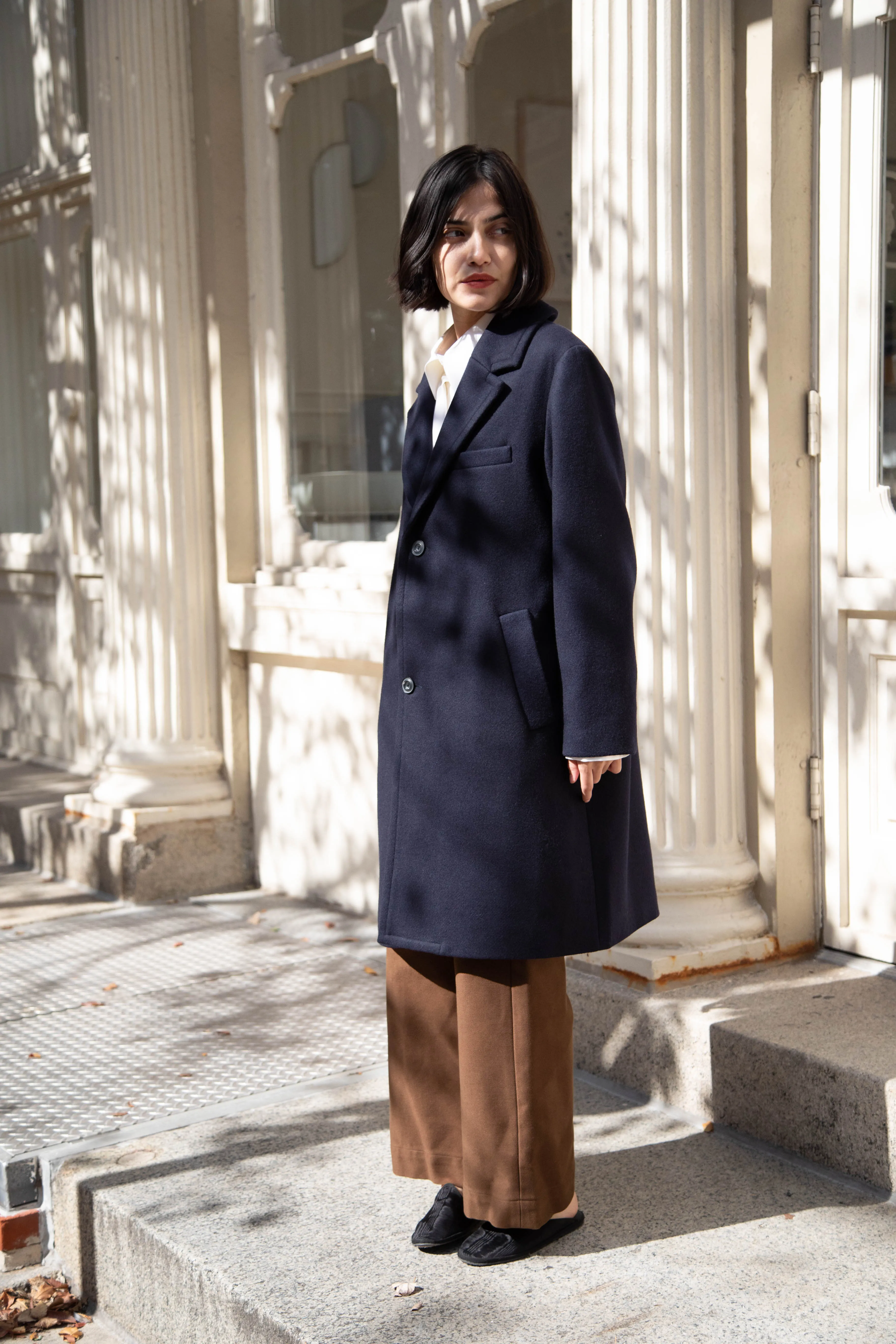 École De Curiosités | Roger Coat in Navy