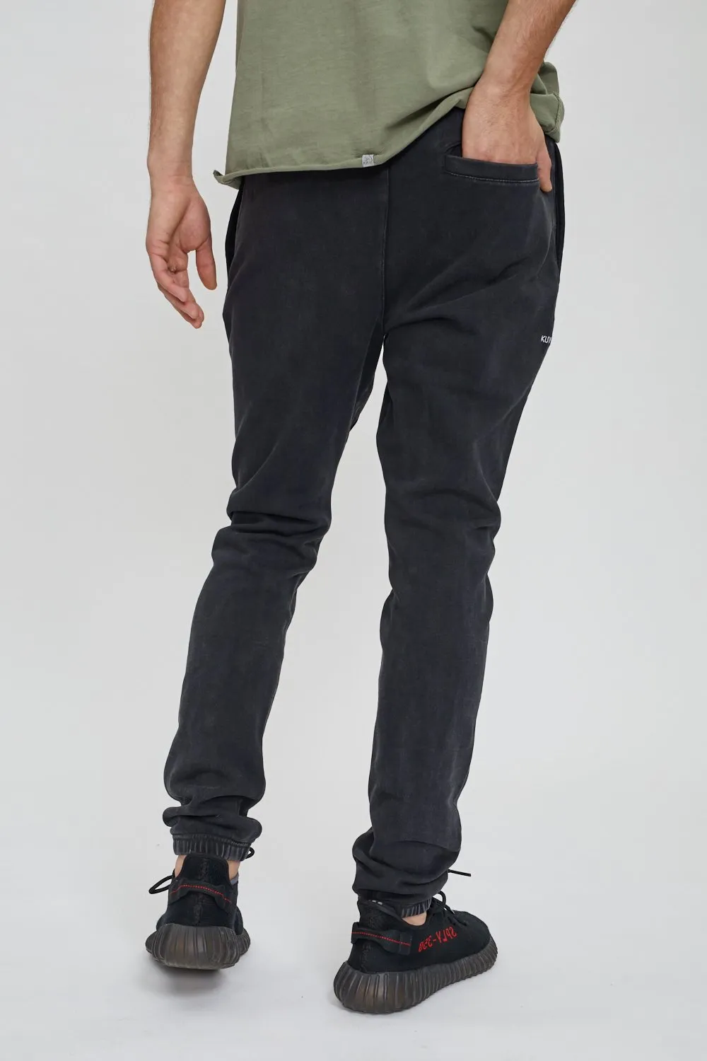 ESSENTIAL SWEATPANT | Vintage Black