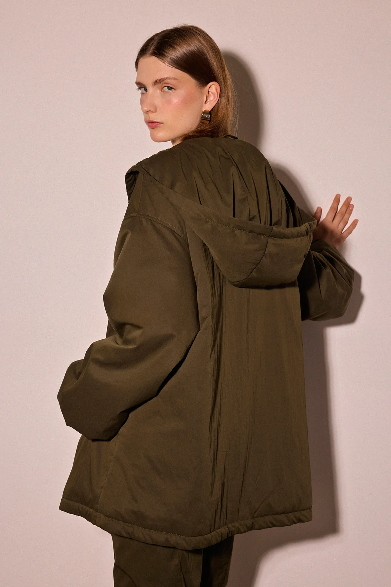 HOODED PARACHUT COAT