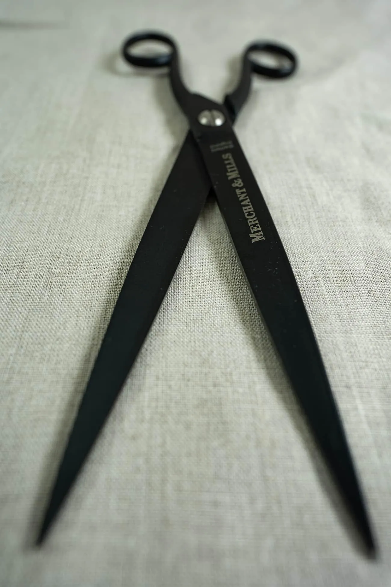 Matte Black Studio 9" Scissors