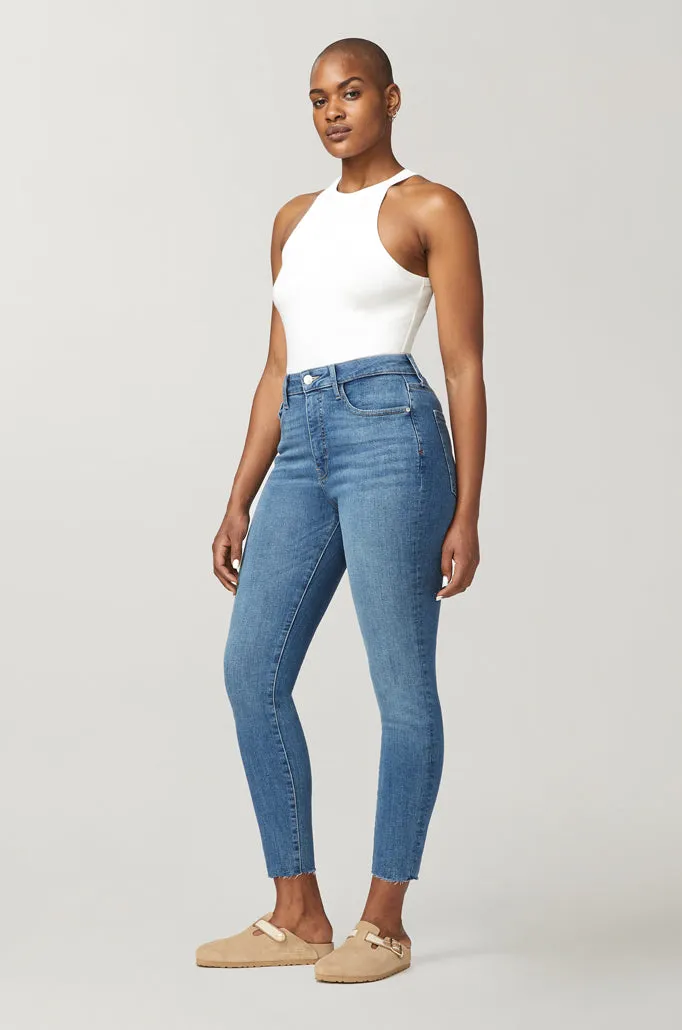 MXP - HIGH RISE JEANS | HERE AND NOW