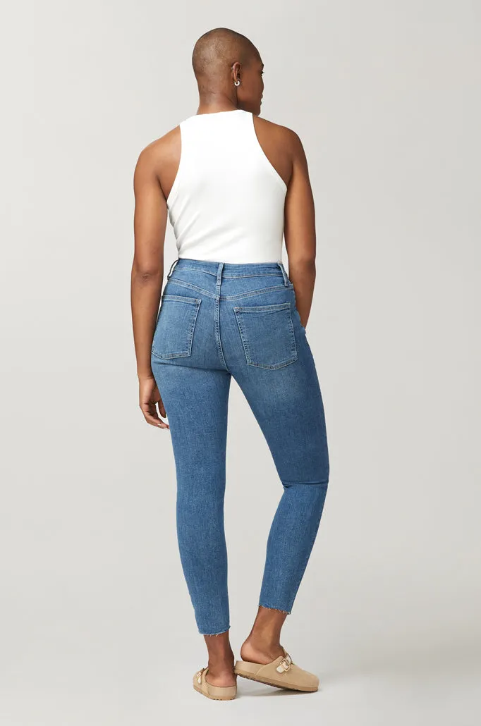 MXP - HIGH RISE JEANS | HERE AND NOW