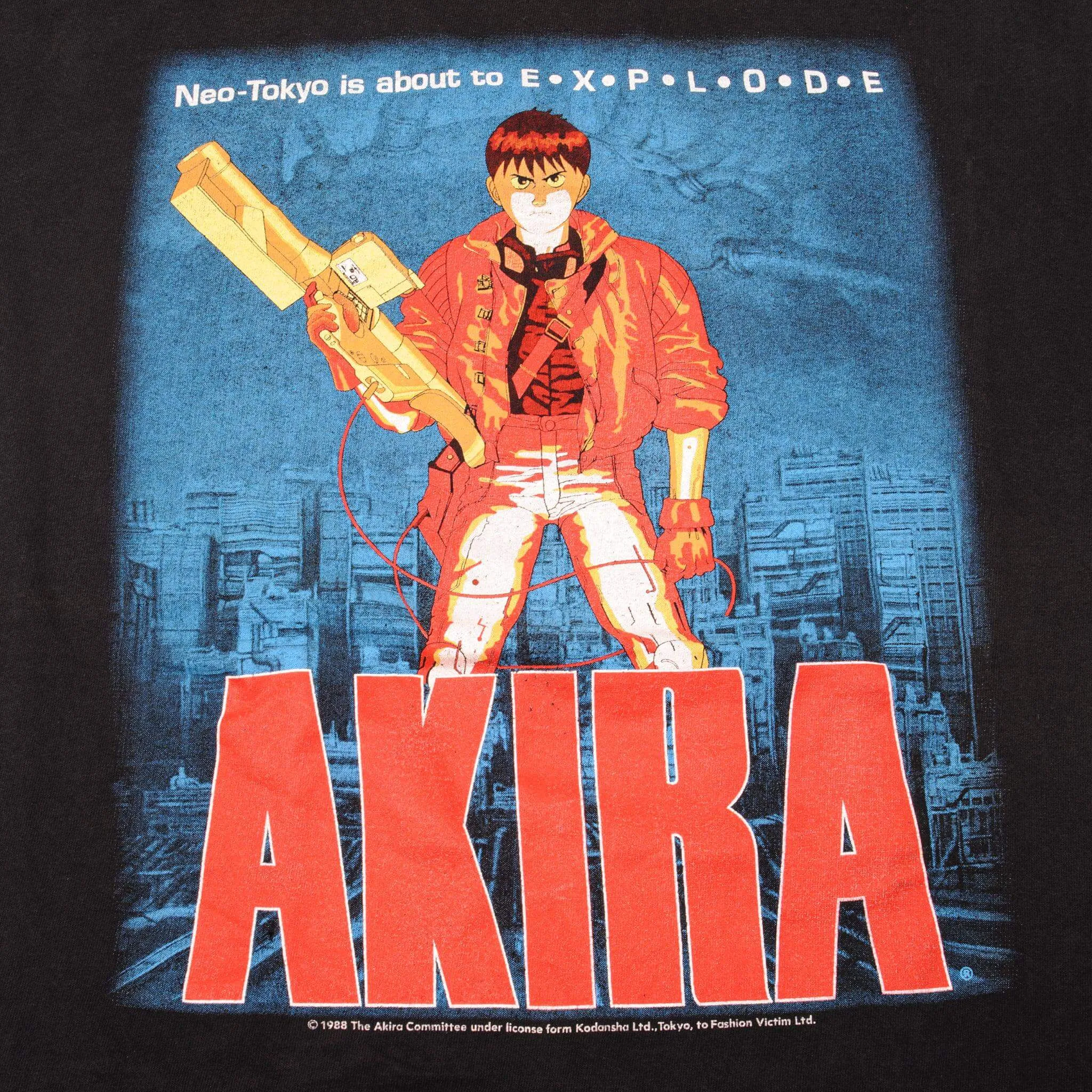 VINTAGE AKIRA TEE SHIRT 1988 SIZE LARGE MADE IN USA